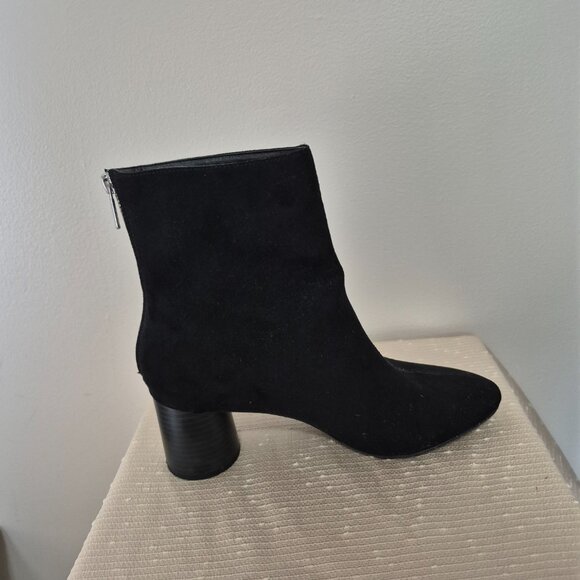 Black Booties with Zipper - Picture 2 of 12
